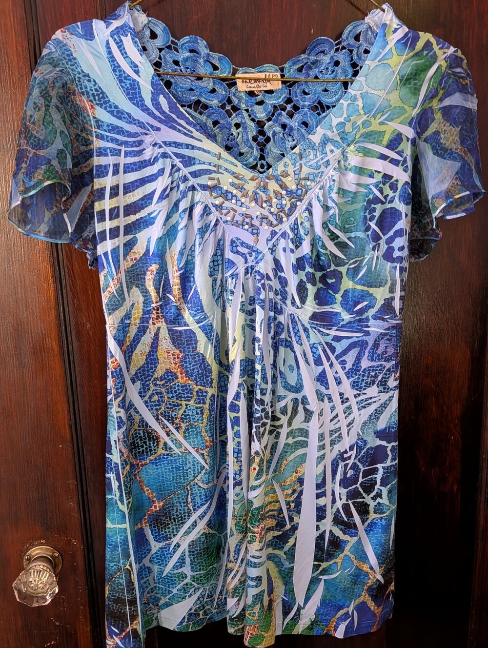 Blue Animal Print Women's Short Sleeve Top